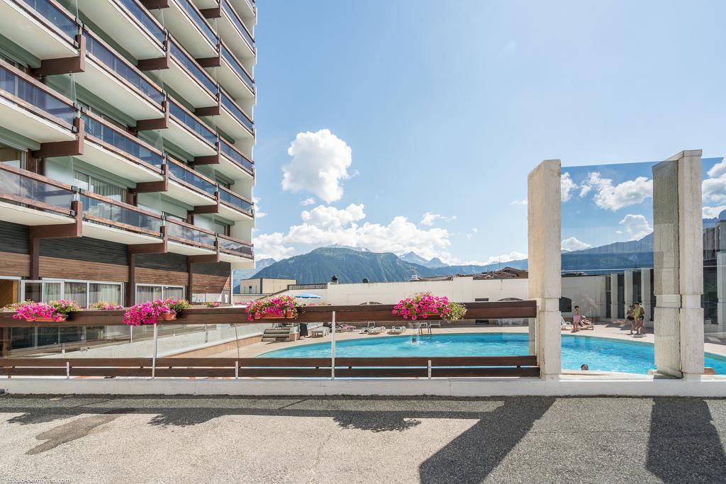 Residence Pierre & Vacances Les Ecrins Courchevel Bagian luar foto